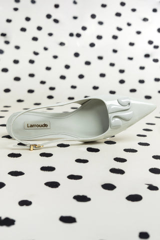 Slingback Kaitlan LL Low Couro Verniz Cinza