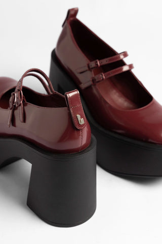 Scarpin Plataforma Olivia Couro Bordô Pump Larroudé