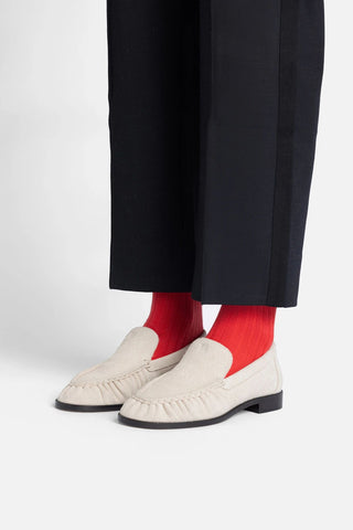Mocassim Margaux Camurça Cinza Loafer Larroudé