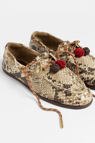 Mocassim Boat Shoe Cyprus Couro Cobra Bege Loafer Larroudé