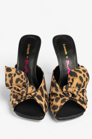 Larroudé by Bruno Frisoni: Mule Gigi Camurça Leopardo Mule Larroudé x Bruno Frisoni