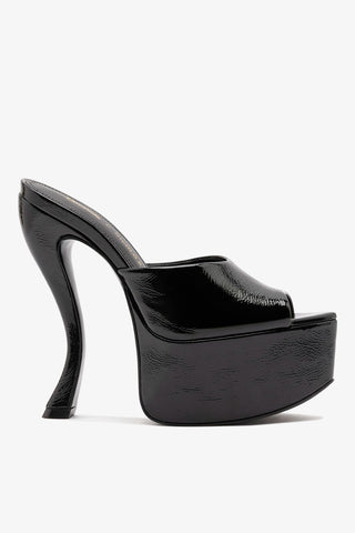 Larroudé by Nicolò B.: Mule Plataforma Isabella Couro Verniz Preto Larroudé x Nicolò Beretta
