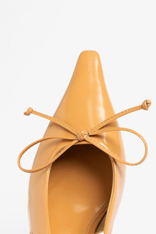 Slingback Bardot Couro Bege Pump Larroudé