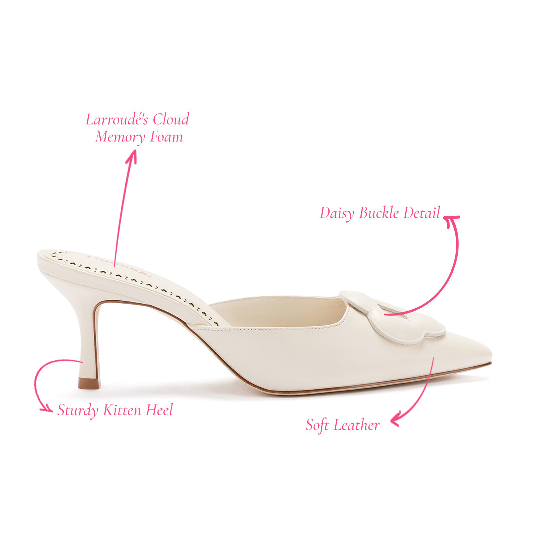 Flora Pump In Ivory Leather