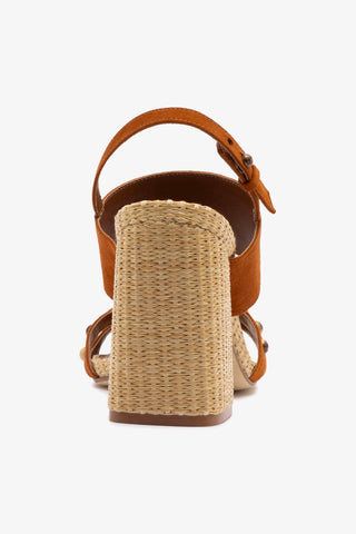 Chloe Gosselin by Studio Larroudé: Sandália Margot Couro Marrom e Ráfia Natural