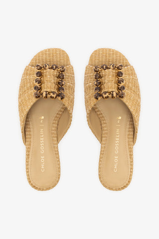 Chloe Gosselin by Studio Larroudé: Flat Nova Ráfia Natural