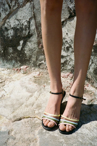 Larroudé x Ciao Lucia: Sandália Anabela Daiana Couro Preto Sandal Larroudé x Ciao Lucia