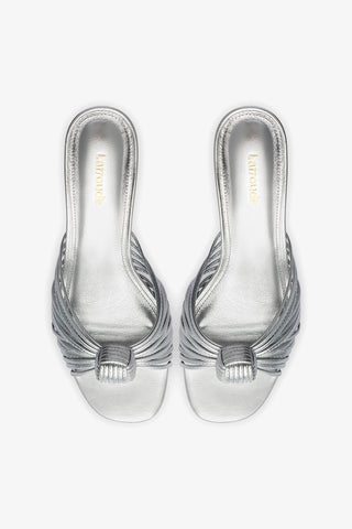 Mule Valerie Couro Prateado Sandal Larroudé