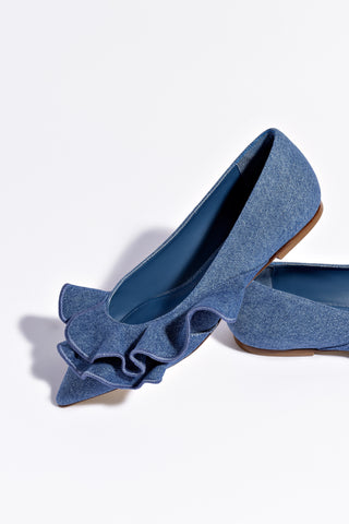 Lee Ruffle Flat In Blue Denim
