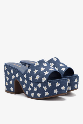 Mule Plataforma Miso Jeans Azul com Bordado Floral