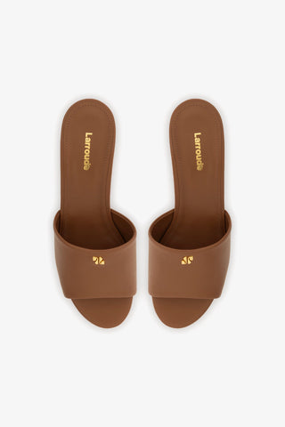 Mule Plataforma Miso Couro Caramelo