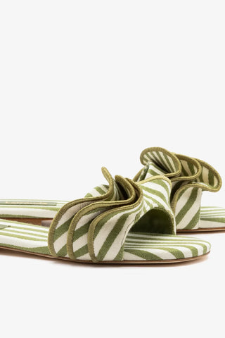 Flat Ivy Lona Listrado Verde e Babados — Larroudé