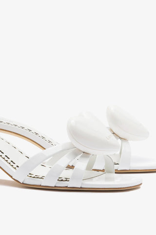 Mule Amore Couro Verniz Branco Mule Larroudé