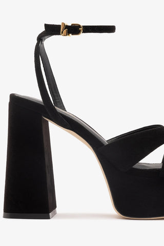 Sandália Plataforma Dolly X Camurça Preto