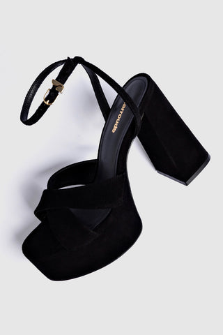 Sandália Plataforma Dolly X Camurça Preto Sandal Larroudé