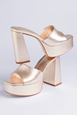 Mule Plataforma Dolly Couro Champagne Mule Larroudé