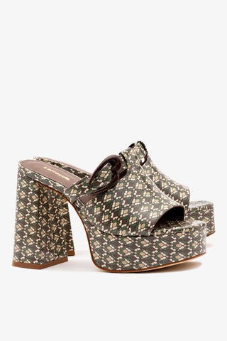 Mule Dolly Verona Couro Verniz Estampado Verde