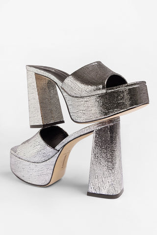 Mule Plataforma Dolly Couro Prateado Mule Larroudé
