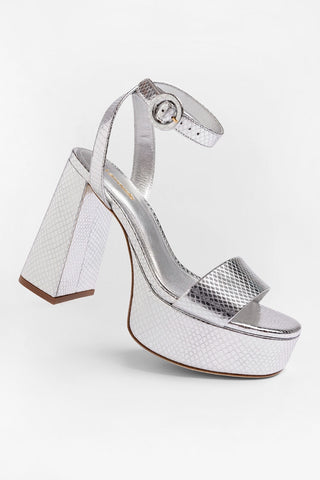 Sandália Plataforma Dolly Couro Cobra Prateado Sandal Larroudé
