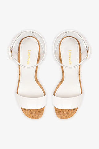 Sandália Dolly Couro Verniz Branco e Cortiça