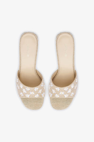 Mule Brigitte Linho Bege e Bordado Floral Sandal Larroudé