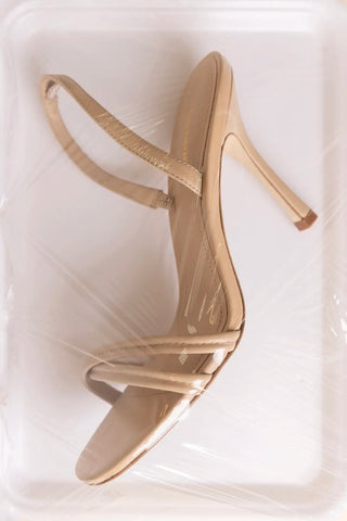 Sandália Annie Couro Bege Sandal Larroudé