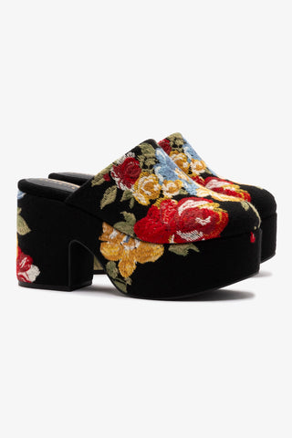 Larroudé x Markarian: Mule Clog Plataforma Miso Lã Preto e Bordado Floral