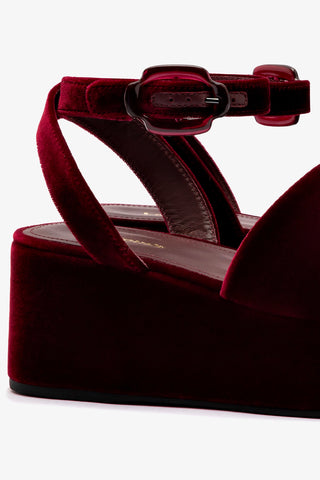 Sandália Flatform Charli Veludo Vinho