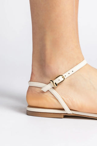 Sandália Flat Annie Couro Off White