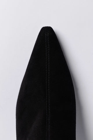 Bota Ines Camurça Preto Boot Larroudé