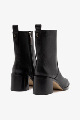 Bota Ricky Mini Couro Preto