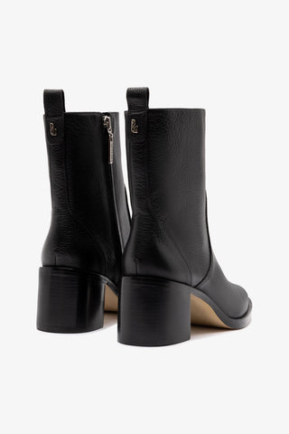 Bota Ricky Mini Couro Preto