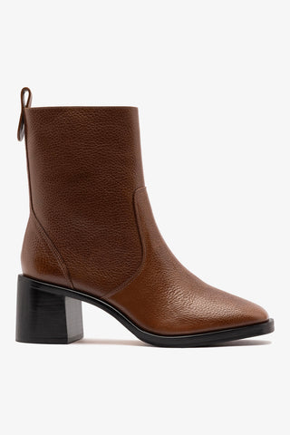 Bota Ricky Mini Couro Marrom Boot Larroudé