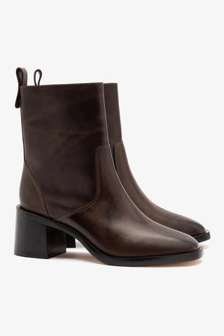 Bota Ricky Mini Couro Marrom