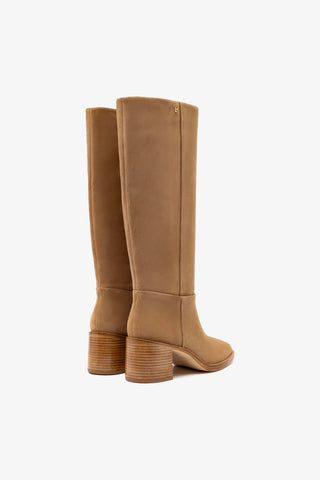 Bota Ricky Camurça Caramelo Boot Larroudé