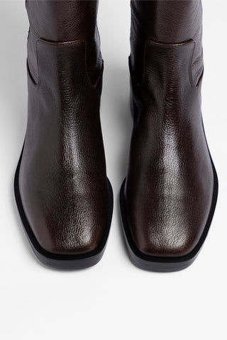 Bota Cano Largo Anne Couro Marrom Boot Larroudé