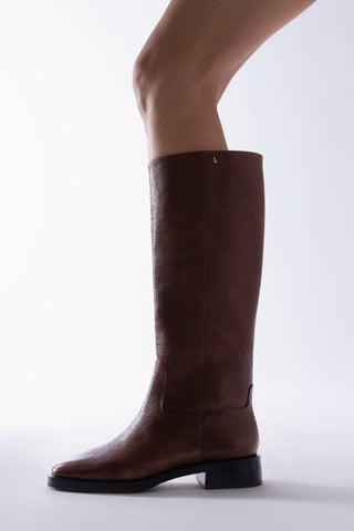 Bota Anne Couro Marrom Boot Larroudé