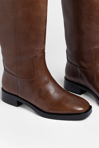 Bota Anne Couro Marrom Boot Larroudé