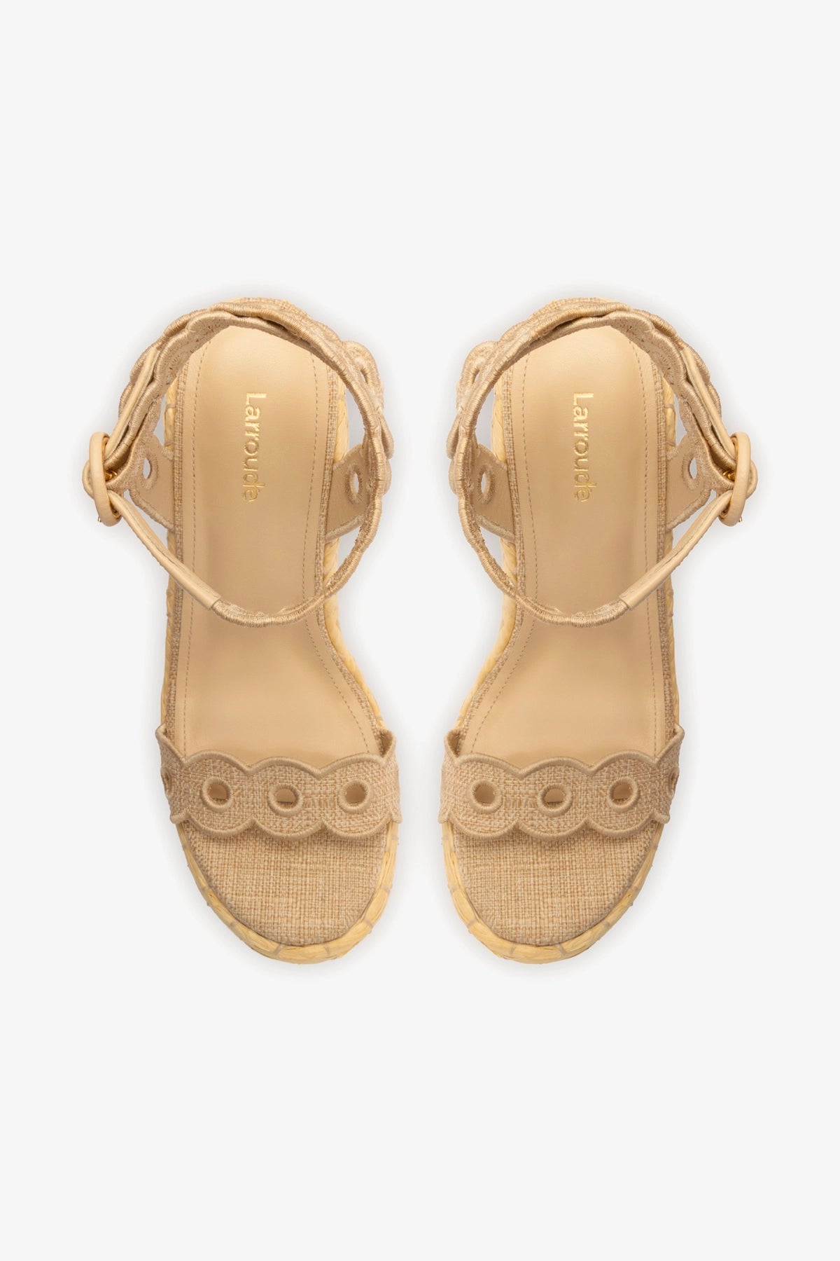 Florence Broderie Wedge In Beige Raffia