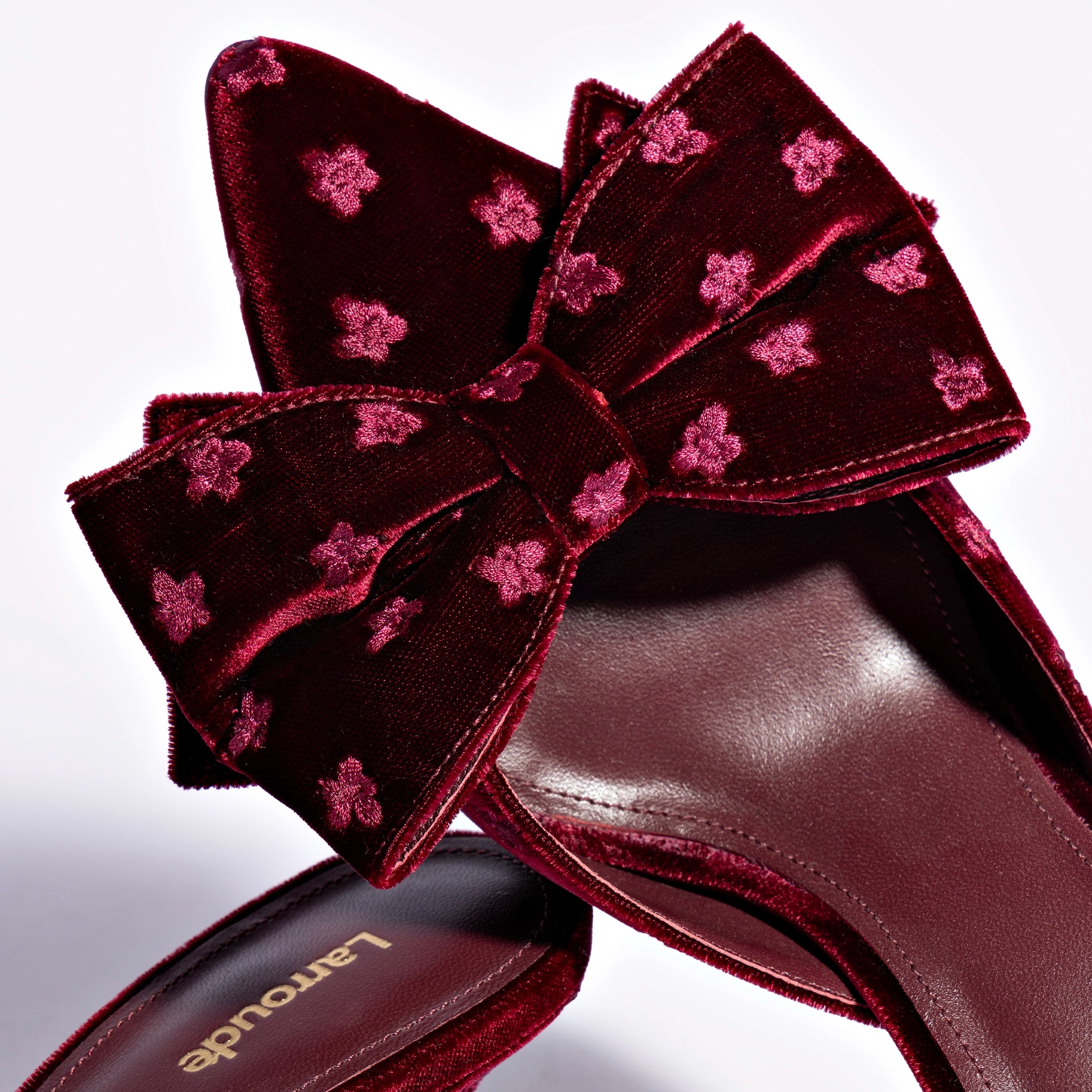 Mini Elle Pump In Wine Velvet