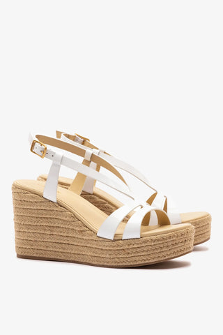 Sandália Espadrille Daphne Couro Verniz Branco Sandal Larroudé