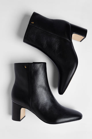 Bota Gloria Couro Preto Boot Larroudé