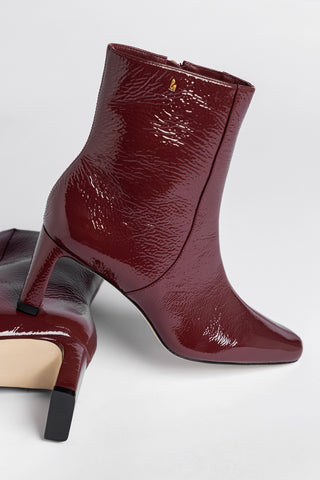 Bota Alexis Couro Verniz Bordô Boot Larroudé