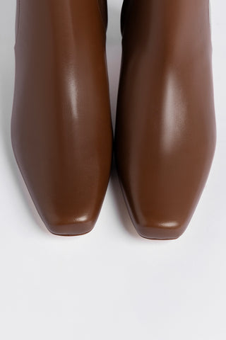 Bota Alexis Couro Marrom Boot Larroudé