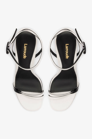 Sandália Vesper Couro Branco e Couro Preto