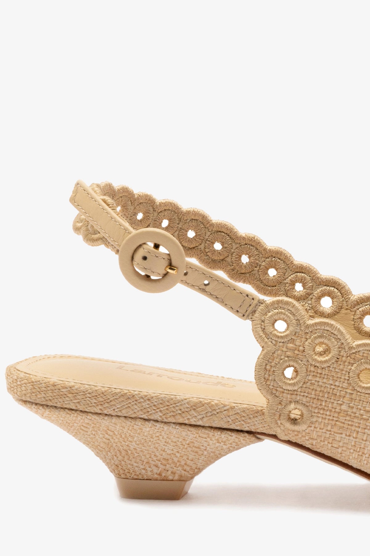 Florence Broderie Pump In Beige Raffia