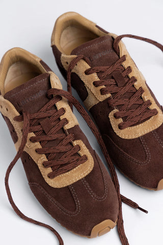 Tênis Stella Camurça Marrom Sneaker Larroudé