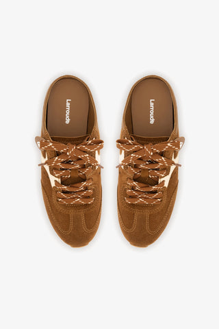 Mule Stella Camurça Marrom e Couro Off White