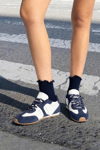 Tênis Stella Couro Branco e Camurça Azul Sneaker Larroudé