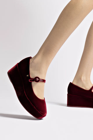 Blair Flatform In Wine Velvet